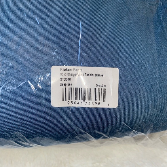 NIB Kickee Toddler Blanket - Picture 4 of 5